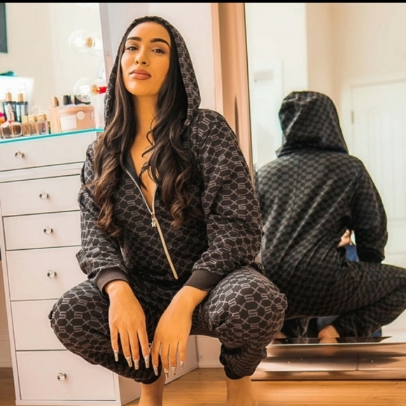 Savage X Fenty Other - ISO Savage X onsesie